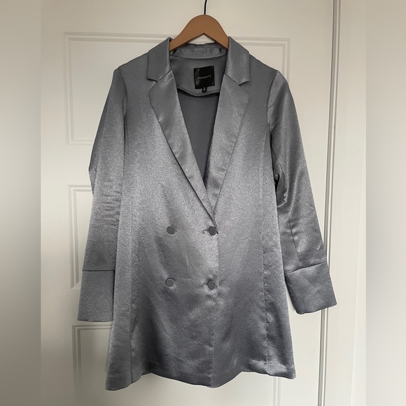 Dynamite Long Iridescent Blazer - Picture 1 of 5